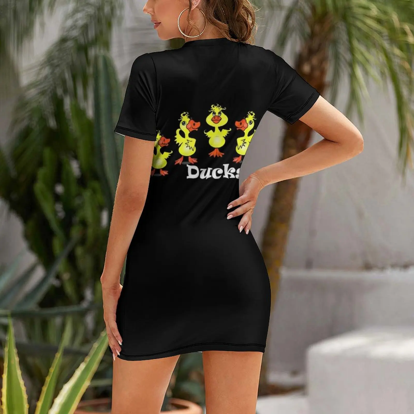 Urocza sukienka z krótkim ręka – Summer Duck Clothing recenzja i cena