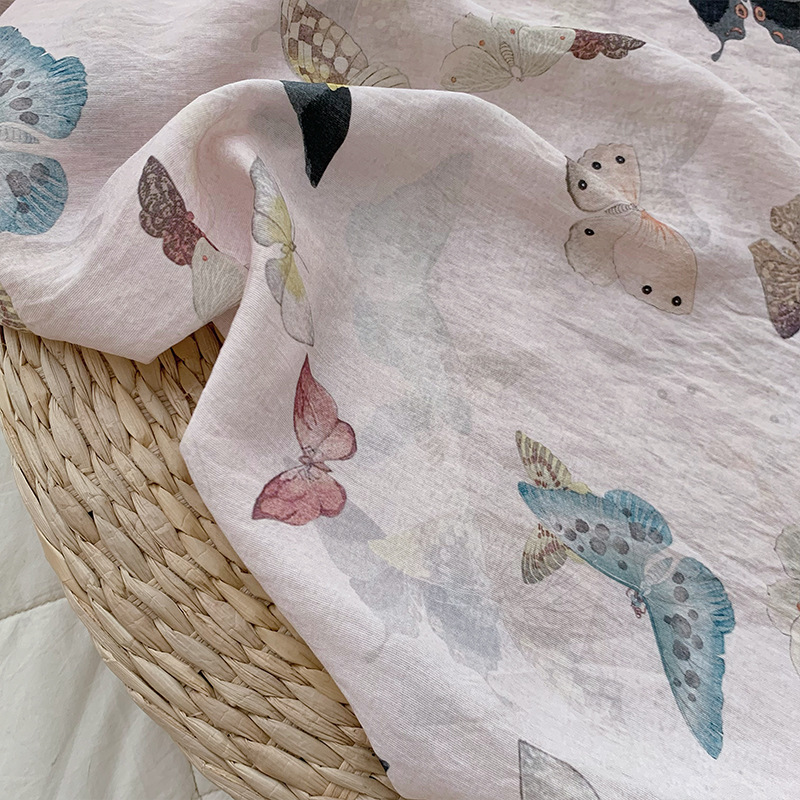 Wzór motyli na beżowo-różowej  – Summer Clothing Fabric recenzja i cena